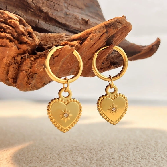Wholesale Stainless Steel Heart Shape Retro Electroplating Women's Earrings