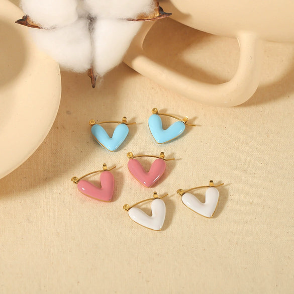 Wholesale Stainless Steel Heart Shaped And Patterned Electroplated Women's Earrings