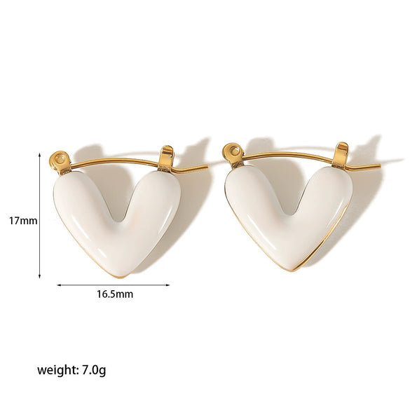 Wholesale Stainless Steel Heart Shaped And Patterned Electroplated Women's Earrings