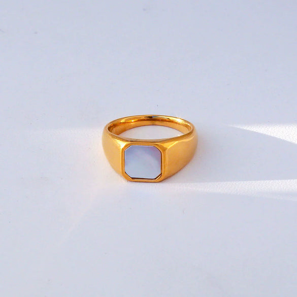 Wholesale Stainless Steel Heart Shaped Cast Electroplated Diamond Couple Rings Elegant Fashionable Retro And Versatile