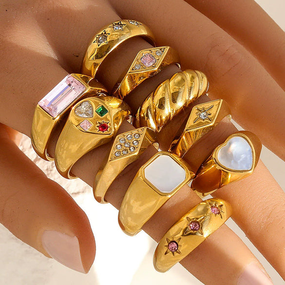Wholesale Stainless Steel Heart Shaped Cast Electroplated Diamond Couple Rings Elegant Fashionable Retro And Versatile
