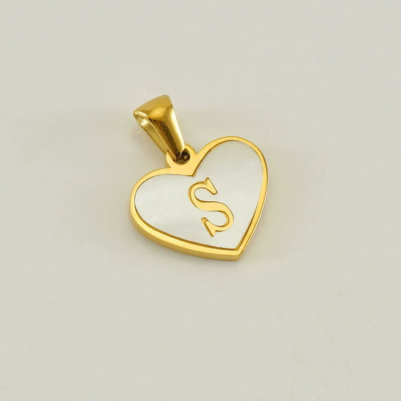 Wholesale Stainless Steel Heart Shaped Letter Pendant Clavicle Chain With Electroplating