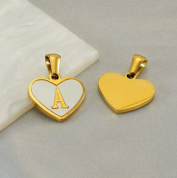 Wholesale Stainless Steel Heart Shaped Letter Pendant Clavicle Chain With Electroplating