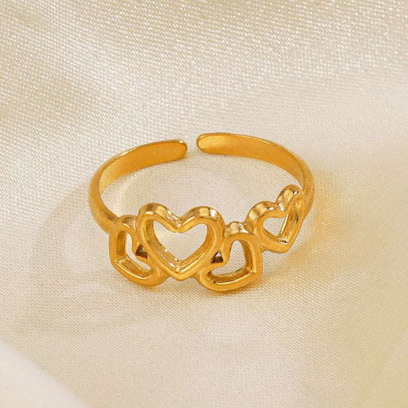 Wholesale Stainless Steel Heart Shaped Love Ring For Women With 18K Gold Plated Electroplating