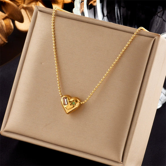 Wholesale Stainless Steel Heart Shaped Pendant Necklace With Electroplating For Women