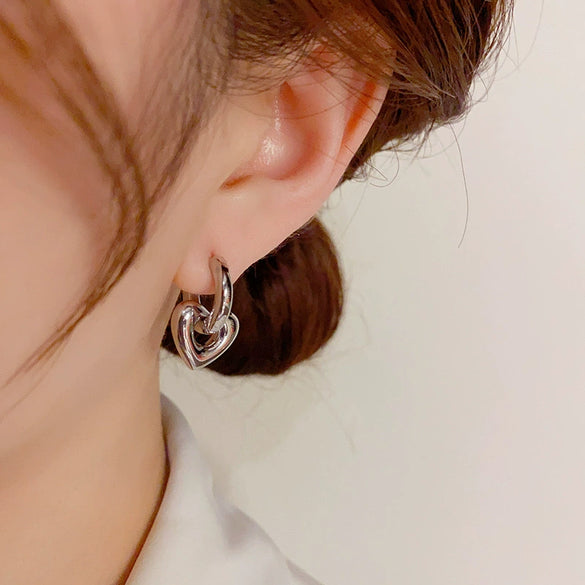 Wholesale Stainless Steel Heartshaped Electroplated Love Earrings For Women Sweet Exquisite Fashion Design
