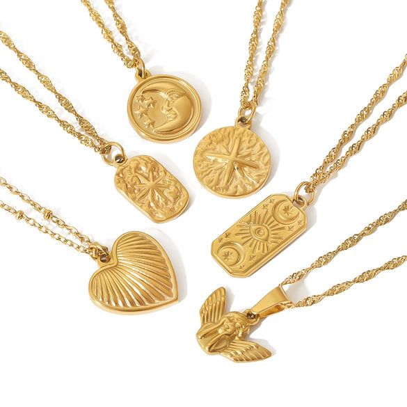 Wholesale Stainless Steel Heartshaped Geometric Texture Pendant Necklace With Electroplating For Women