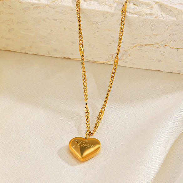 Wholesale Stainless Steel Heartshaped 18K Goldplated Love Necklace In Ins Style