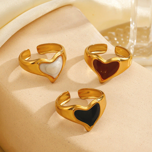 Wholesale Stainless Steel Heartshaped Love Ring Retro 18K Gold Plated For Ladies