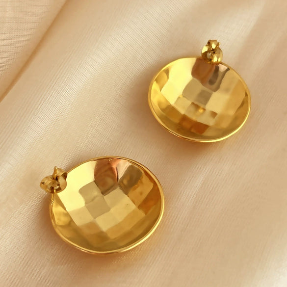 Wholesale Stainless Steel Heartshaped Threedimensional Earrings With Electroplating For Women And Couple Style