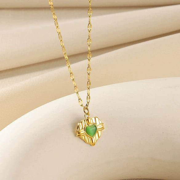 Wholesale Stainless Steel Heartshaped Zircon Pendant Necklace With Electroplating For Women Light Luxury Style