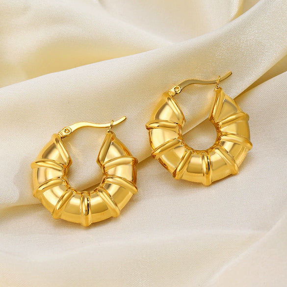 Wholesale Stainless Steel Hollow Bamboo Geometric Retro Style Electroplated Earrings For Women