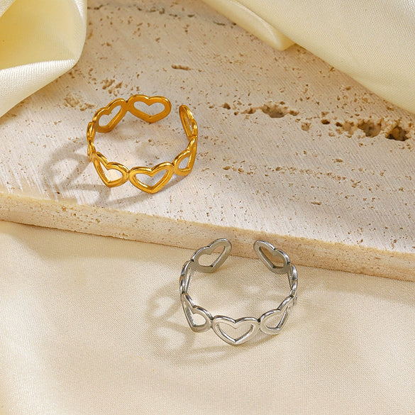 Wholesale Stainless Steel Hollow Heart Ring With Electroplating For Women