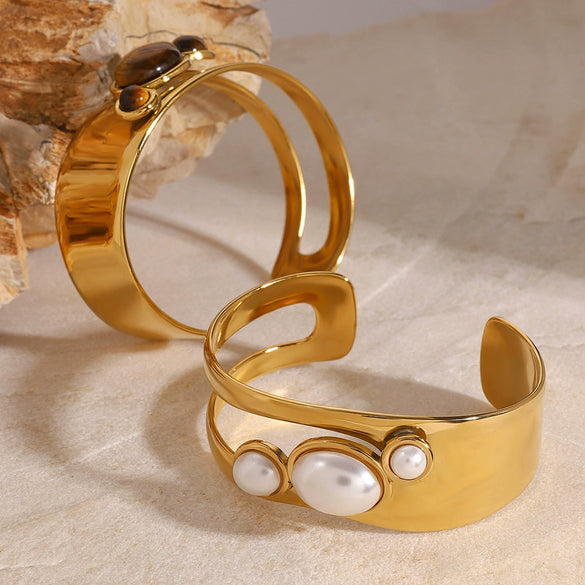 Wholesale Stainless Steel Hollow Pearl Open Bracelet With Electroplating Natural Style Hand Jewelry