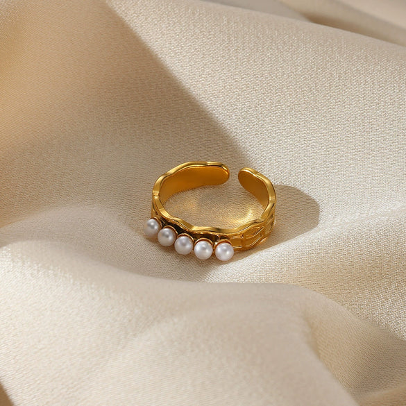 Wholesale Stainless Steel Inlaid Imitation Pearl Geometric Ring Electroplated Jewelry