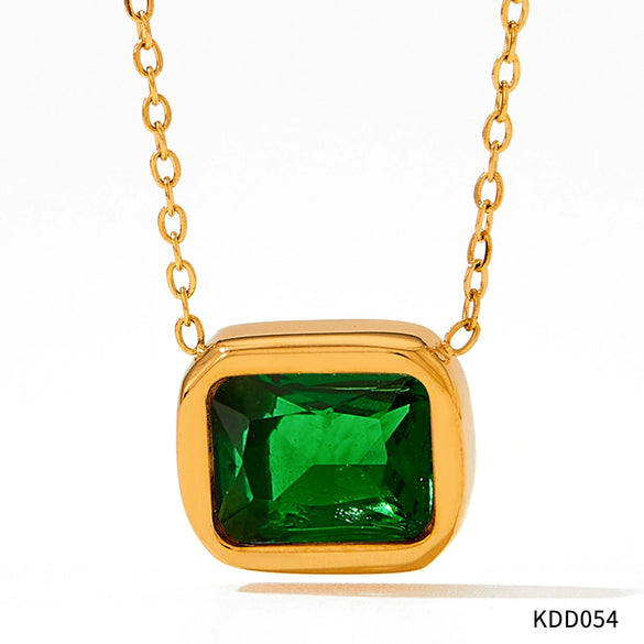 Wholesale Stainless Steel Jewelry Set With Bear Little Pig Small Animal Pattern For Women Electroplated Green Series