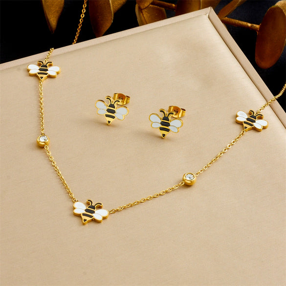 Wholesale Stainless Steel Jewelry Set With Cartoon Animal Pattern And Electroplating For Women