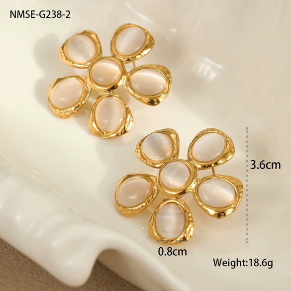 Wholesale Stainless Steel 18K Gold Electroplated Flower Shaped Hammered Earrings For Women