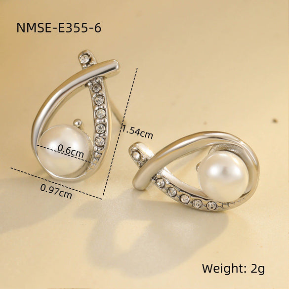 Wholesale Stainless Steel 18K Gold Electroplated Geometric Heartshaped Earrings For Women