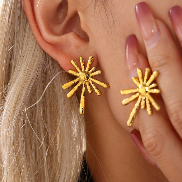 Wholesale 316L Stainless Steel 18K Gold Plated Geometric Sun Radial Women's Earrings