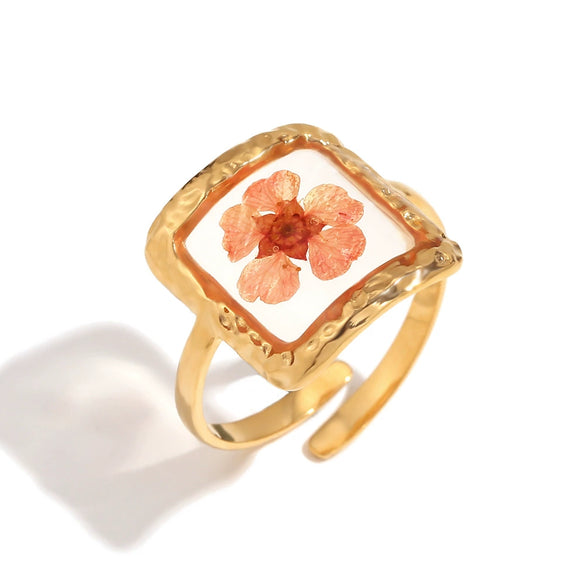 Wholesale Stainless Steel 18K Gold Plated Retro Temperament Geometric Pattern Open Flower Women's Bracelet