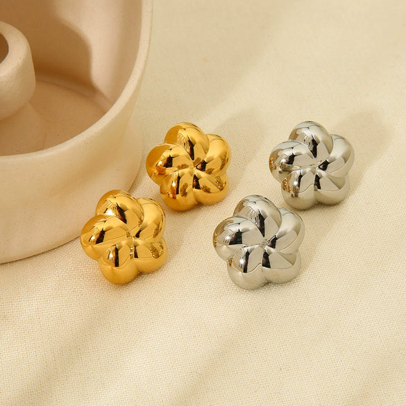 Wholesale Stainless Steel 18K Gold Plated Rotating Flower Earrings For Women