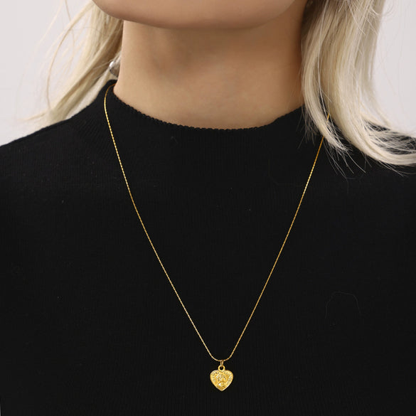 Wholesale Stainless Steel 18K Gold Plated S Chain Love Pendant Necklace With Geometric Design For Women Light Luxury Style