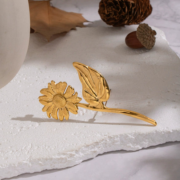Wholesale Stainless Steel 18K Real Gold Electroplated Pastoral Style Flower Pattern Brooch Jewelry For Women