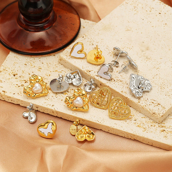 Wholesale Stainless Steel 18K Vacuum Plated Heart Embossed Love Earrings
