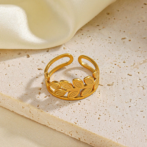 Wholesale Stainless Steel Leaf Opening Adjustable Ring For Women With Electroplating Treatment