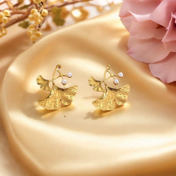 Wholesale Stainless Steel Leafshaped Women's Earrings With Pvd Furnace Vacuum Real Gold Plating