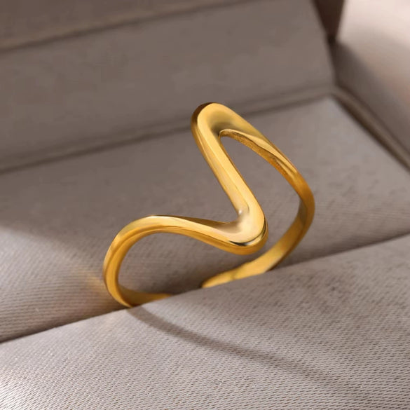Wholesale Stainless Steel Light Luxury Geometric Exaggerated Irregular Bow Ring With Electroplating