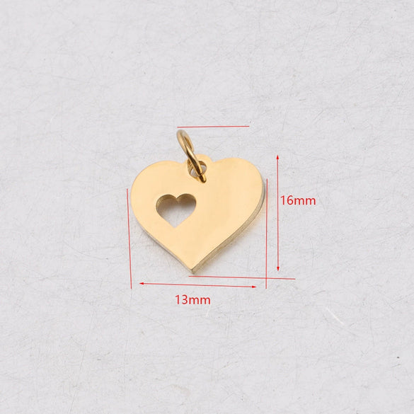 Wholesale Stainless Steel Love Heart Pendant Jewelry Accessories With Polishing Treatment And Smooth Pattern