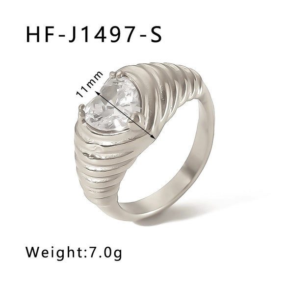 Wholesale Stainless Steel Love Inlaid Zircon Croissant Five Pointed Star Couple Ring With 18K Vacuum Plating In Furnace