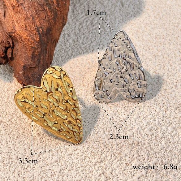 Wholesale Stainless Steel Love Opening Ring With Heart Pattern Retro Style Electroplated