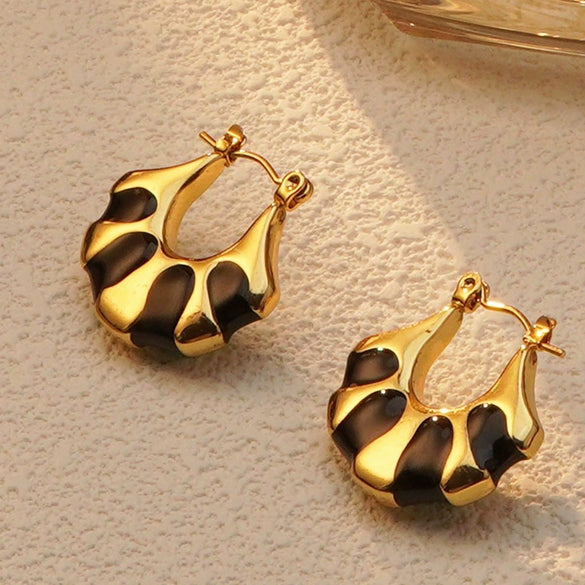 Wholesale Stainless Steel Middle Ancient Style Geometric Ushape Dripping Oil Women's Earrings