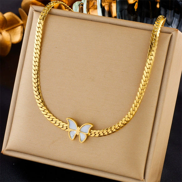 Wholesale Stainless Steel Multilayered Inlaid Green Diamond Metal Necklace Retro Simple Fashion Design Electroplating