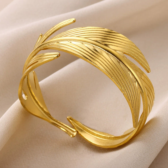 Wholesale Stainless Steel Open Bracelet With Geometric Concave And Convex Pattern And Electroplating Design