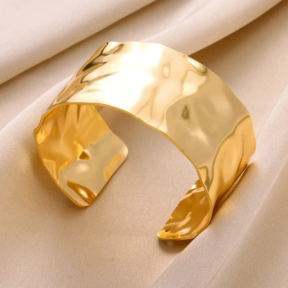 Wholesale Stainless Steel Open Bracelet With Geometric Concave And Convex Pattern And Electroplating Design