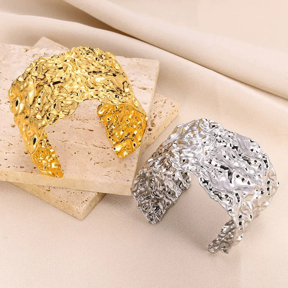 Wholesale Stainless Steel Open Bracelet With Geometric Concave And Convex Pattern And Electroplating Design