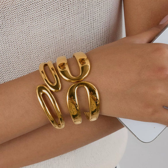 Wholesale Stainless Steel Open Bracelet With Geometric Style And Electroplating
