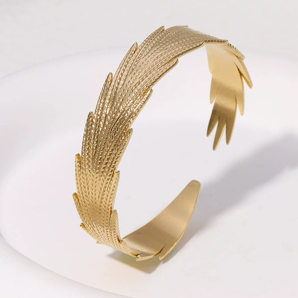 Wholesale Stainless Steel Open Feather Personality Creative Non Fading Bracelet With Electroplating Treatment