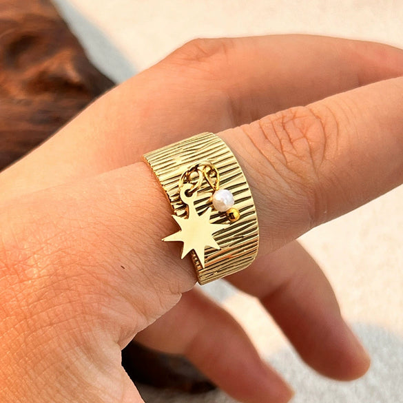 Wholesale Stainless Steel Open Ring With 18K Gold Plated Stars And Pearl Pendant Heart Pattern Electroplated Natural Geometric Style