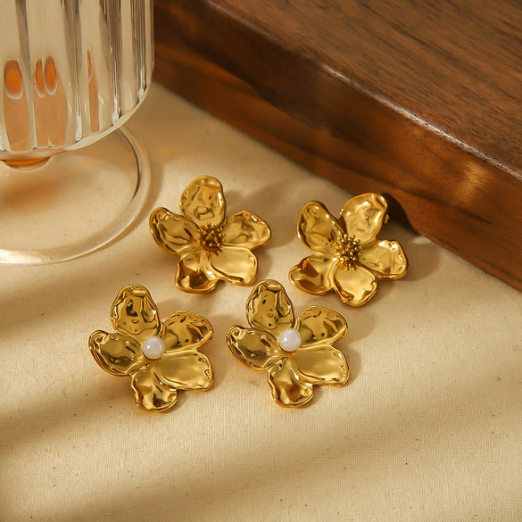 Wholesale Stainless Steel Pearl Flower Earrings Electroplated Highend Niche Luxury
