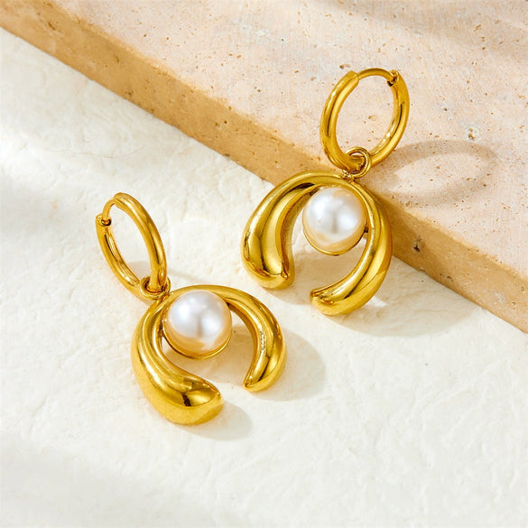 Wholesale Stainless Steel Pearl Horseshoe Design Goldplated Fashion Jewelry Earrings For Women