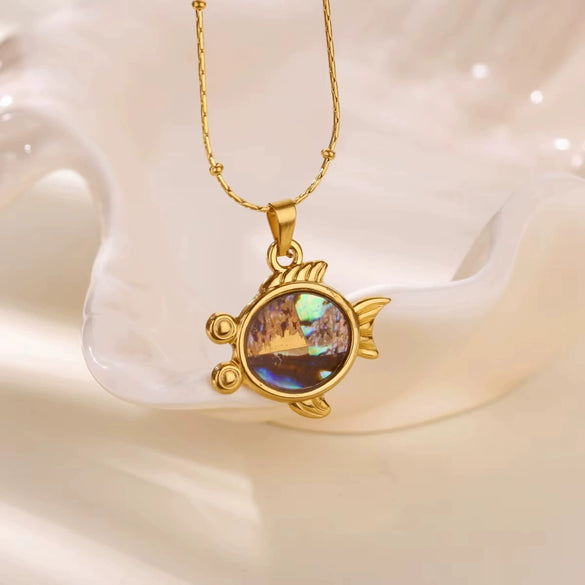 Wholesale Stainless Steel Pendant Necklace With Crab Seahorse Shell Design And Dripping Oil Style 18K Gold Plated