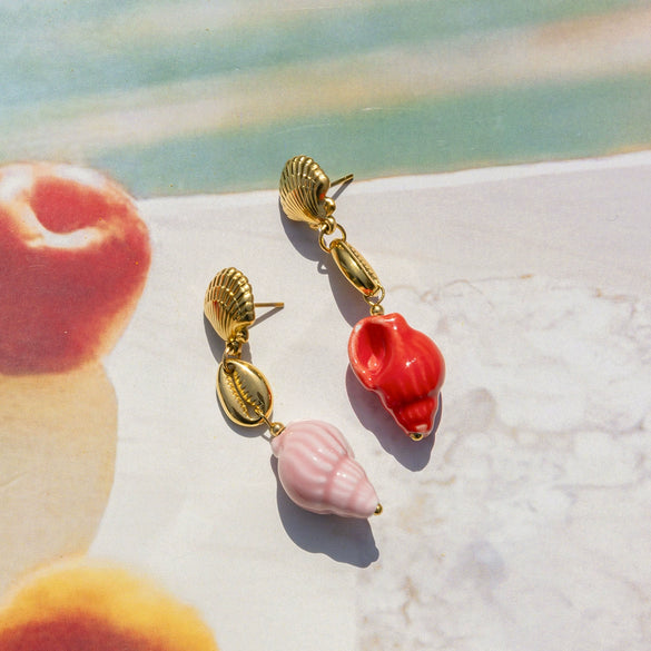 Wholesale Stainless Steel Pink Ceramic Conch Drop Shape Pendant Earrings With 18K Gold Electroplating For Women