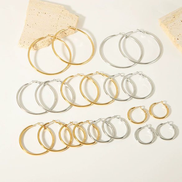 Wholesale Stainless Steel Plain Hoop Earrings For Women Geometric Style 18K Gold Plated Vacuum Real Gold Electroplated In Pvd Furnace