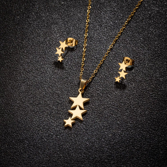 Wholesale Stainless Steel Plant Flower Palm Leaf Pendant Earrings Three Piece Set With Electroplating For Women Autumn And Winter 2024