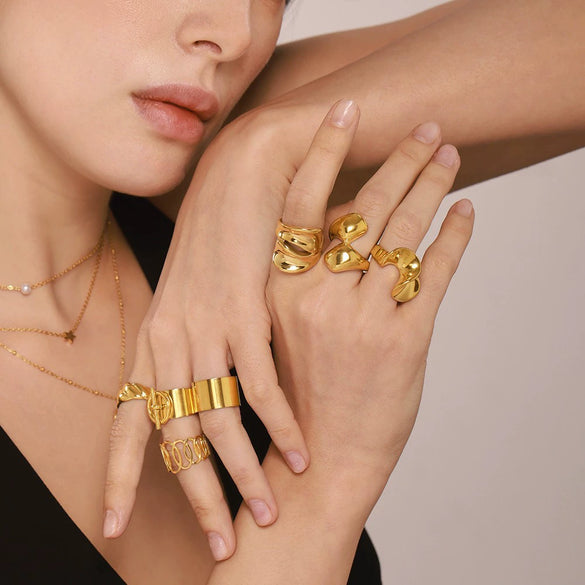 Wholesale Stainless Steel Pvd Electroplated 18K True Gold Light Luxury Geometric Fashion Ring For Women